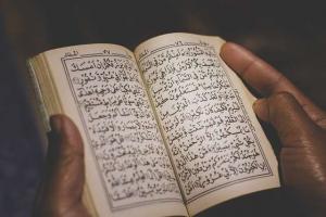 Khatam Quran Di Bulan Ramadhan Haruskah Dari Juz Satu?