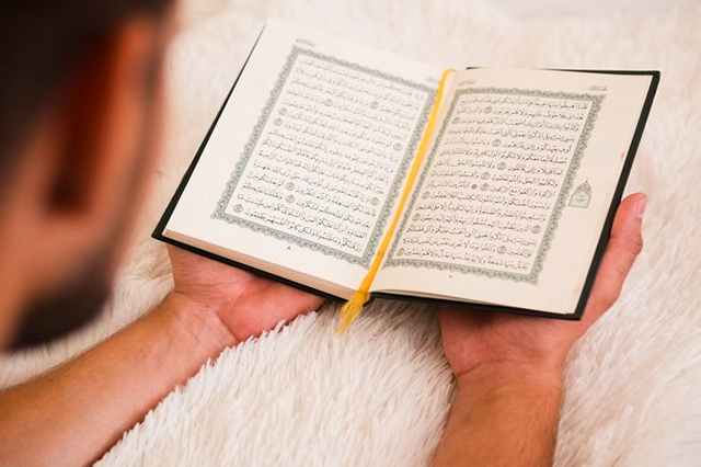 Bagaimana Jika Menghafal Al-Quran Namun Bukan Di rumah Tahfidz Manhaj Salaf?