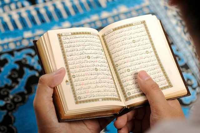 Keutamaan Membaca Al-Quran